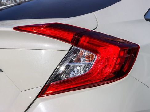 Certified 2019 Honda Civic LX image 9