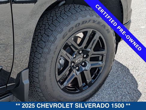 Used 2025 Chevrolet Silverado 1500 High Country w/ Midnight Edition AWD/4WD image 13