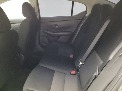 Used 2024 Nissan Sentra SV FWD image 18