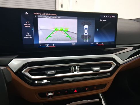 Certified 2024 BMW 330i Sedan w/ Premium Package image 24