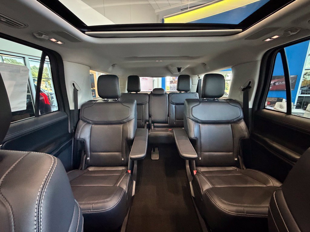 New 2027 Ford Expedition Max Platinum w/ Driver's Package AWD/4WD image 15
