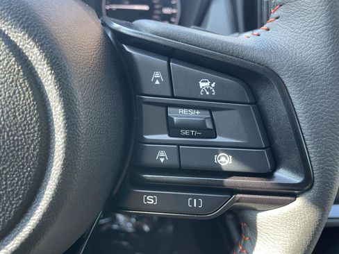 New 2025 Subaru Crosstrek 2.5i Limited w/ Crosstrek Mirror Package image 9