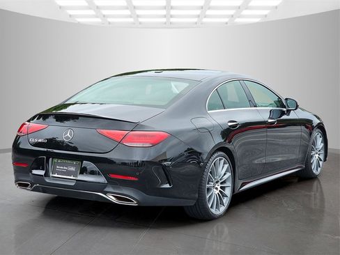 Used 2025 Mercedes-Benz GLC 300 image 6