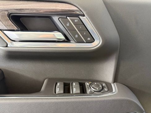 New 2026 Chevrolet Silverado 1500 LTZ w/ LTZ Convenience Package II AWD/4WD image 20