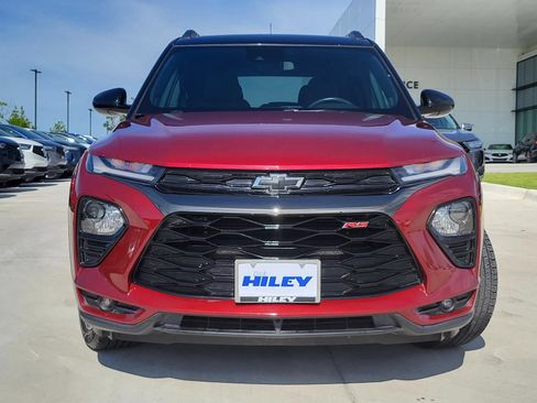Used 2022 Chevrolet TrailBlazer RS FWD image 2