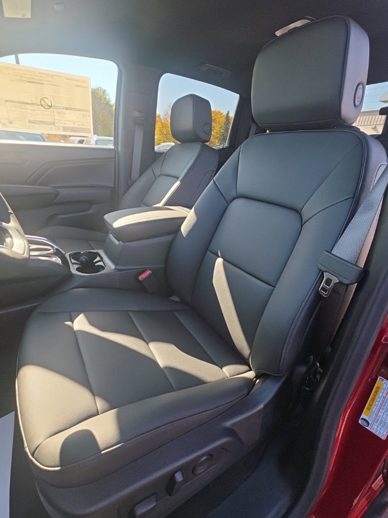 New 2026 Chevrolet Colorado Trail Boss AWD/4WD image 9