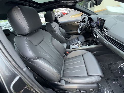 Used 2021 Audi A4 2.0T Premium w/ Convenience Package AWD/4WD image 26