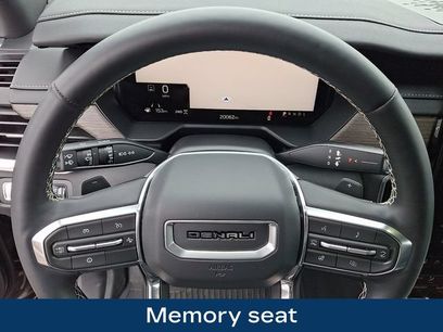 Used 2025 GMC Acadia Denali w/ LPO, Floor Liner Package