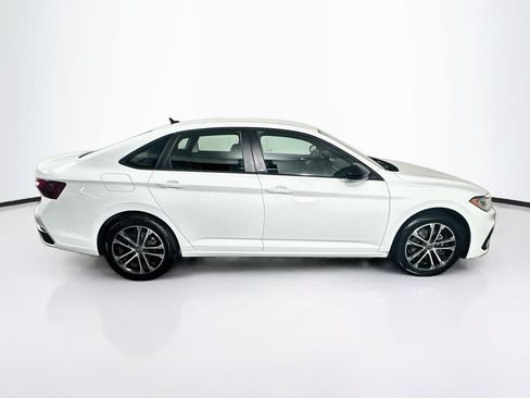 Used 2025 Volkswagen Jetta Sport FWD image 10