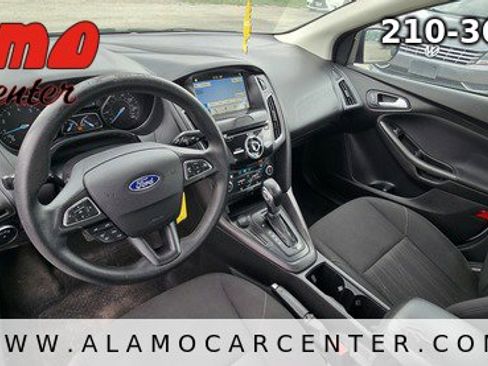 Used 2018 Ford Focus SEL image 31