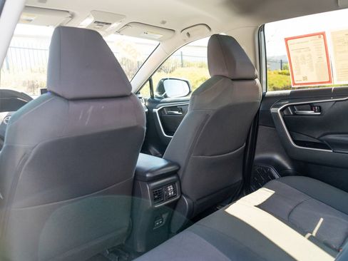 Certified 2024 Toyota RAV4 XLE AWD/4WD image 18