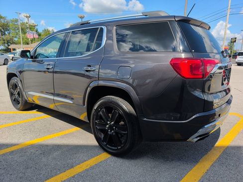 Used 2017 GMC Acadia Denali w/ Technology Package FWD image 5