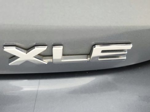 Certified 2024 Toyota Highlander XLE FWD image 45