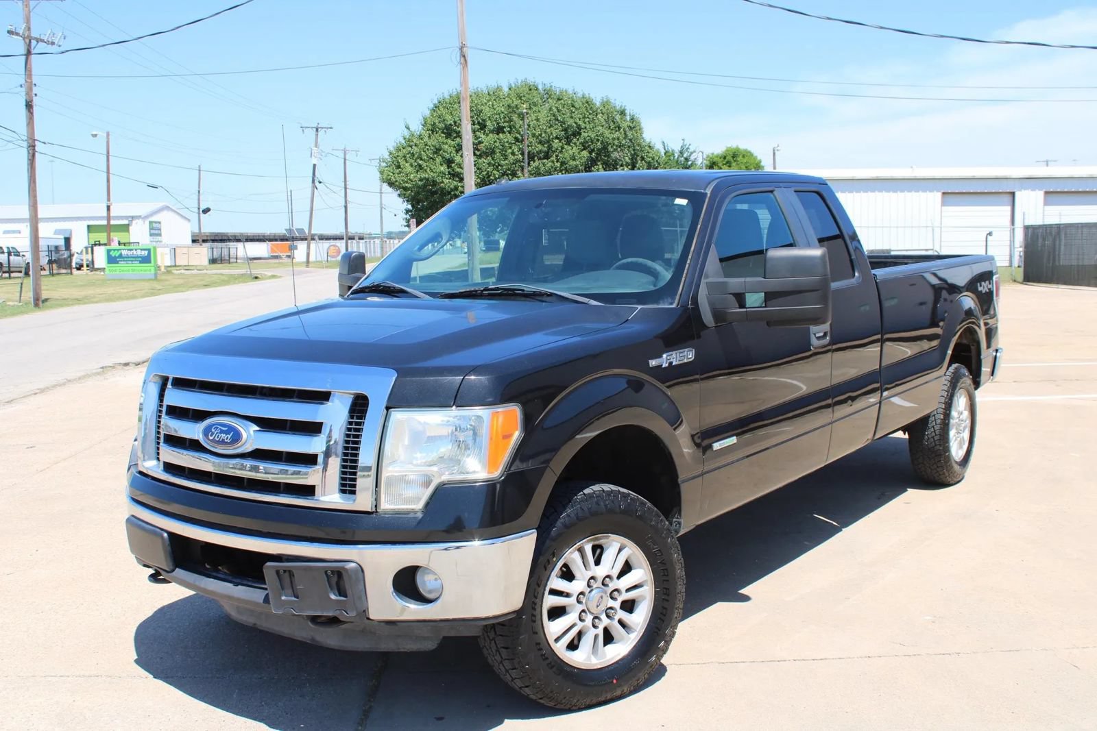 Used 2011 Ford F150 XLT AWD/4WD image 1
