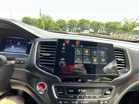 Used 2023 Honda Passport EX-L image 19