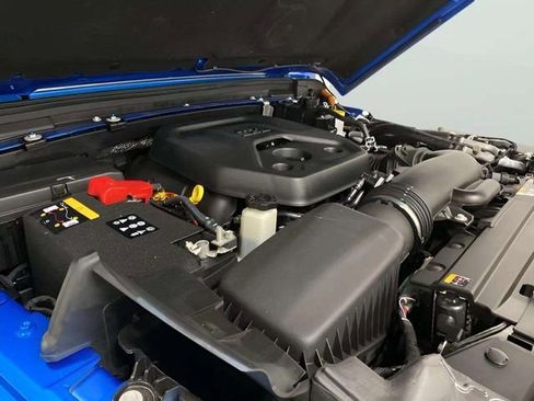 Used 2024 Jeep Wrangler Unlimited image 23