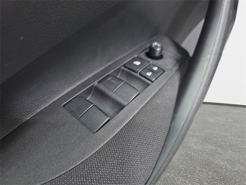 Certified 2025 Toyota Corolla LE image 24