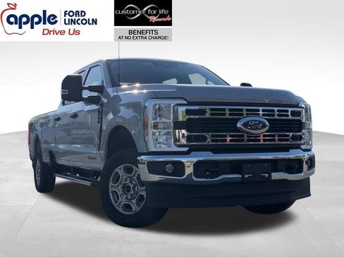 Certified 2025 Ford F250 XLT AWD/4WD image 1