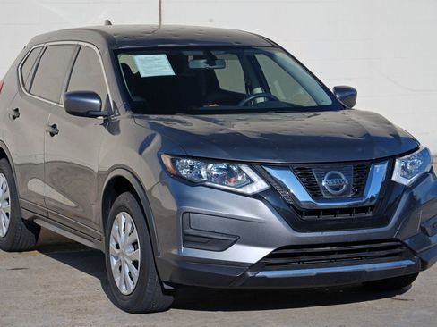 Used 2017 Nissan Rogue S AWD/4WD image 45