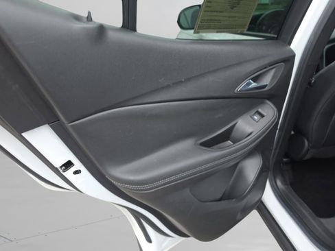 Used 2022 Buick Encore GX Select FWD image 28