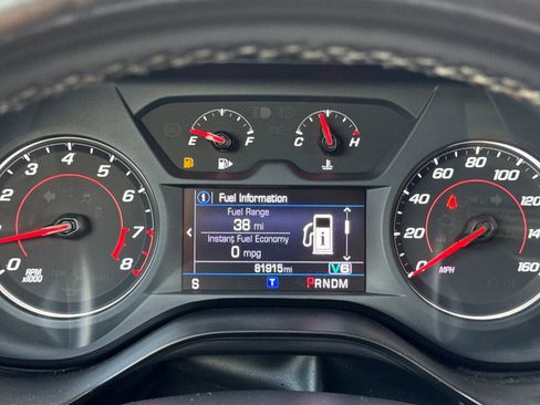 Used 2020 Chevrolet Camaro LT image 31