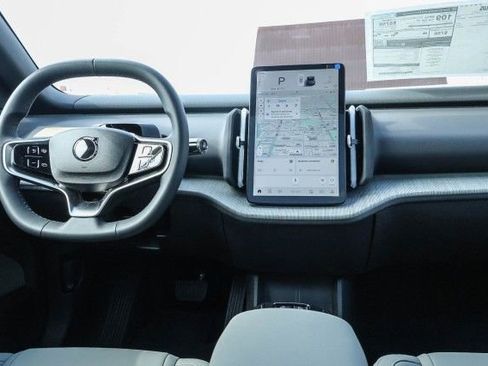 New 2025 Volvo EX30 Plus AWD/4WD image 13