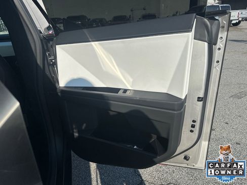 Used 2024 Tesla Cybertruck AWD Crew Cab image 16