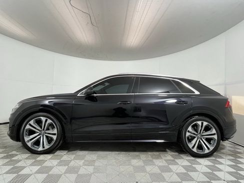 Used 2019 Audi Q8 Prestige w/ Adaptive Chassis Package image 4
