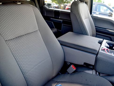 Used 2015 Ford F150 XLT w/ Equipment Group 301A Mid AWD/4WD image 9