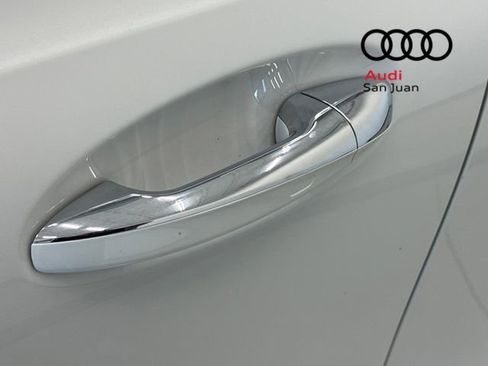 Used 2021 Mercedes-Benz GLB 250 GLB 250 image 10