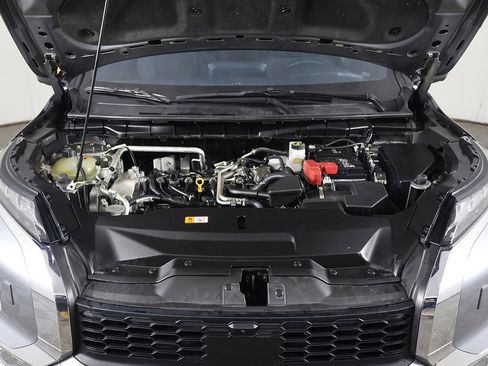 Used 2024 Mitsubishi Outlander SE Black Edition image 21