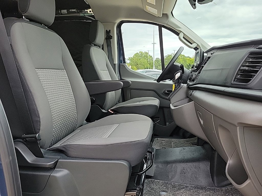 Used 2025 Ford Transit 150 Low Roof AWD image 12