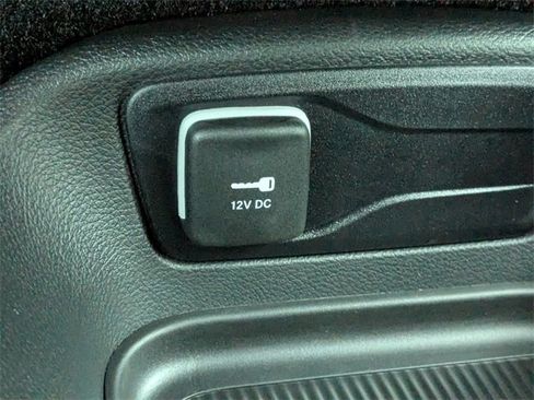 New 2026 Chrysler Pacifica Select image 23