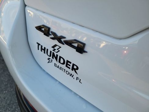 New 2025 Jeep Grand Cherokee Altitude image 7