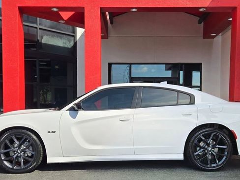 Used 2023 Dodge Charger R/T w/ Blacktop Package image 6