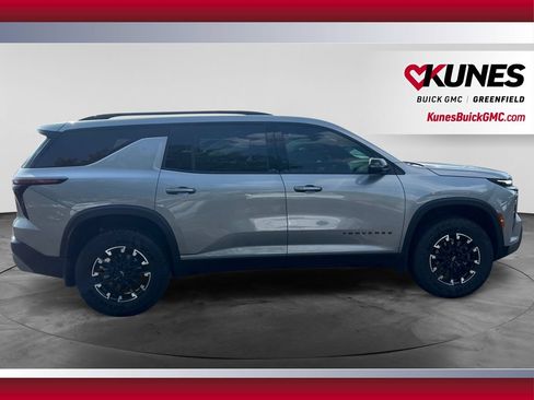 Used 2026 Chevrolet Traverse Z71 w/ Driver Confidence Package AWD/4WD image 12