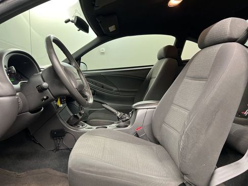 Used 2001 Ford Mustang V6 image 21
