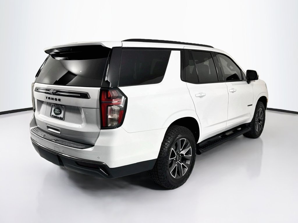Used 2022 Chevrolet Tahoe Z71 w/ Luxury Package AWD/4WD image 5