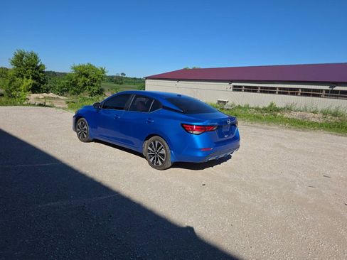 Used 2024 Nissan Sentra SV w/ SV Premium Package FWD image 7