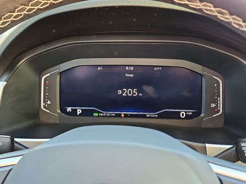 Used 2023 Volkswagen Atlas SE image 19