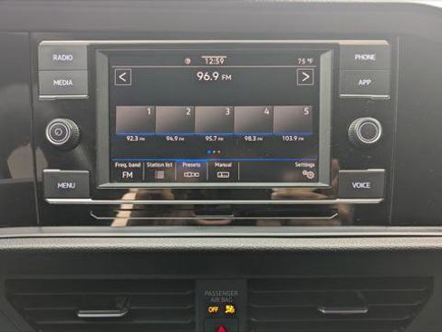 Used 2020 Volkswagen Jetta S image 28