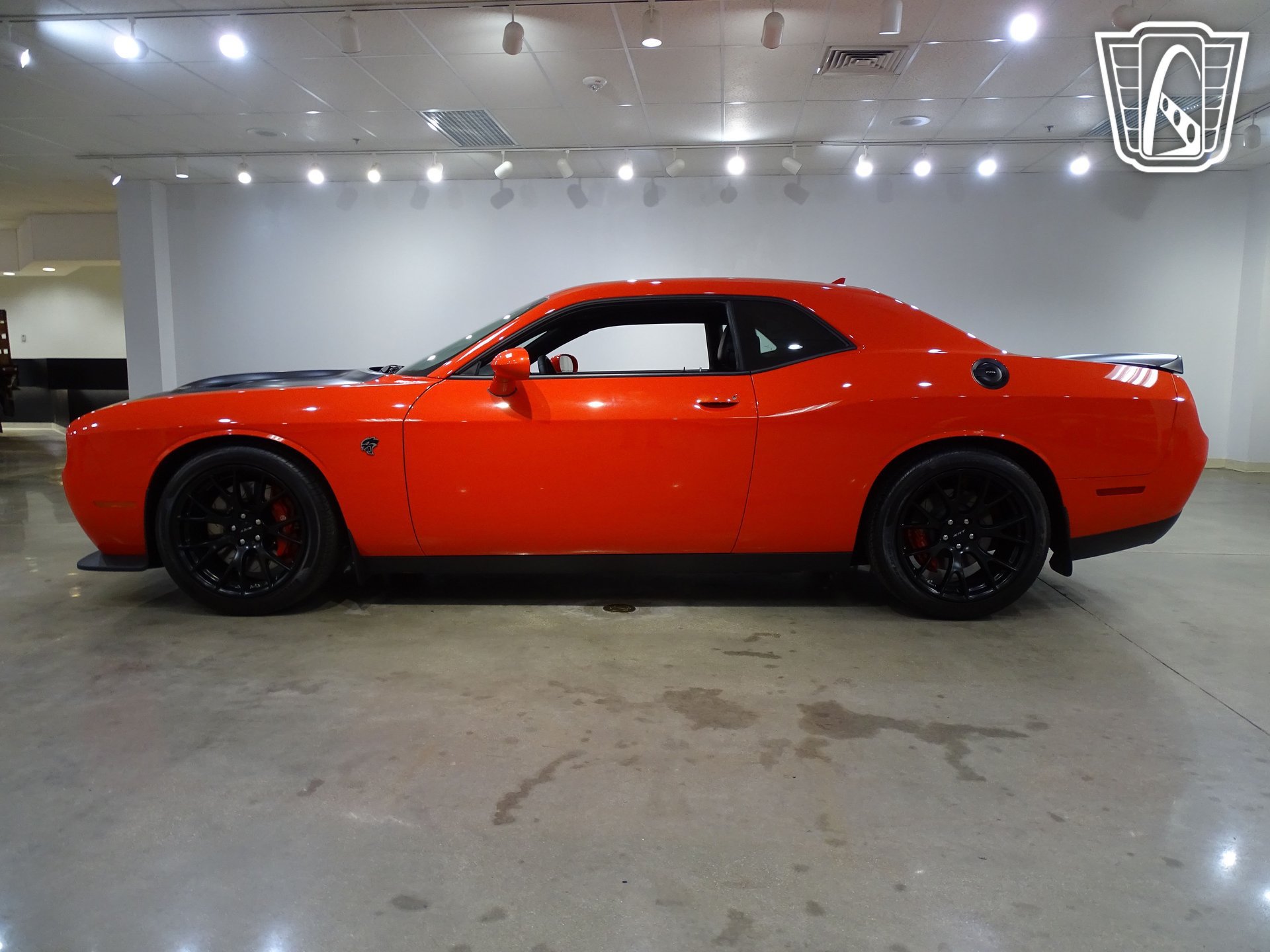 Used 2016 Dodge Challenger SRT Hellcat RWD image 6