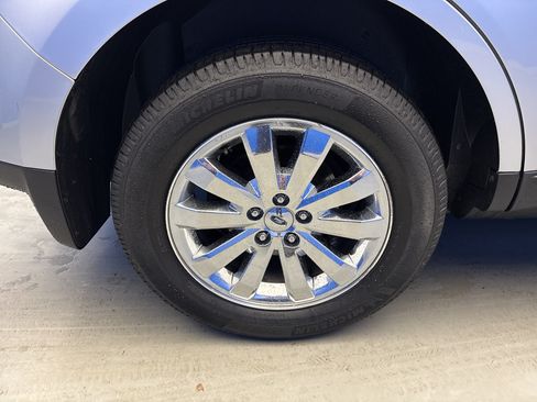 Used 2010 Ford Edge SEL AWD/4WD image 8