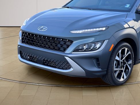 Used 2023 Hyundai Kona Limited FWD image 39