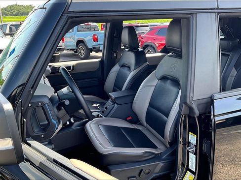 Used 2024 Ford Bronco Wildtrak AWD/4WD image 26