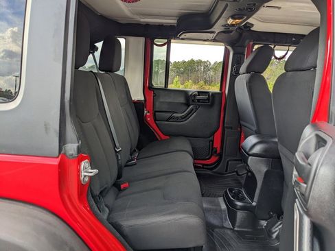 Used 2015 Jeep Wrangler Unlimited Sport w/ Quick Order Package 24S image 37