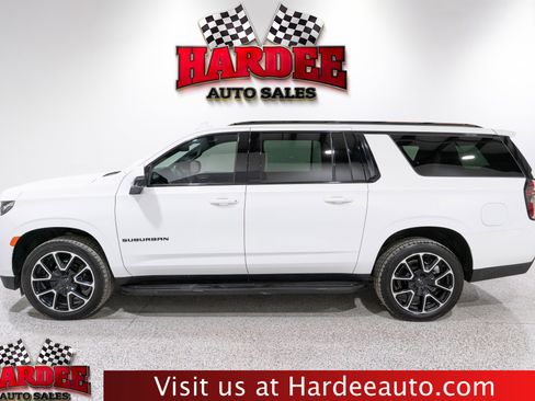 Used 2024 Chevrolet Suburban RST w/ Luxury Package image 1