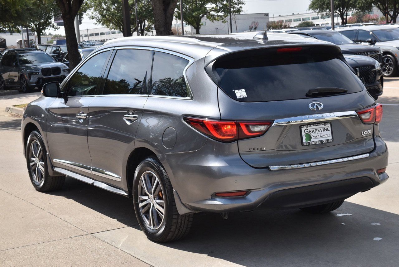 Used 2019 INFINITI QX60 Luxe w/ Essential Package FWD image 10