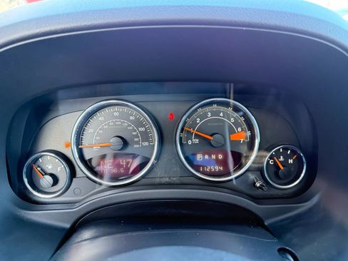 Used 2014 Jeep Compass Limited w/ Sun/Sound Group image 9