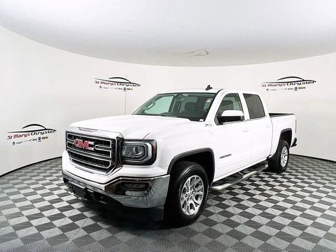 Used 2016 GMC Sierra 1500 SLE w/ SLE Value Package image 4